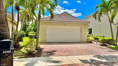 Main picture of 4298 Mahogany Ridge Dr