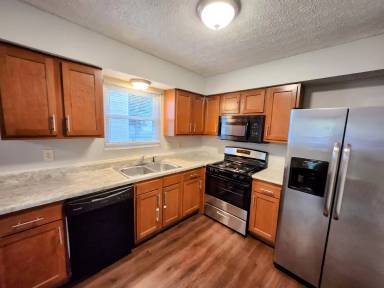 Main picture of 4843 Lady Jane Ave