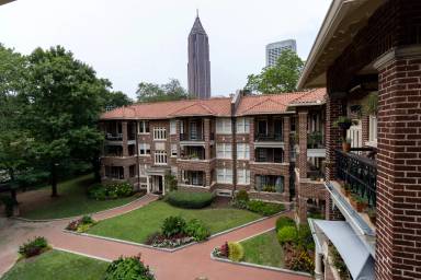 Main picture of 1198 Ponce De Ave