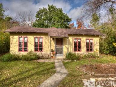Main picture of 3102 1/2 King St