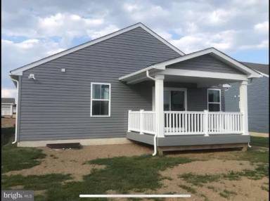 Main picture of 48 Cottage St