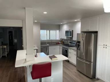 Main picture of 415 Harbor Lights Ln