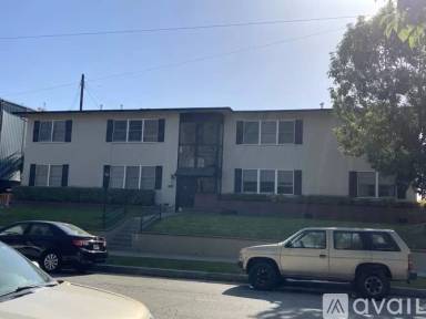 Main picture of 605 Prospect Ave
