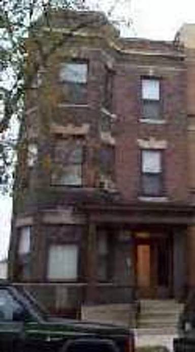 Main picture of 3352 N Seminary Ave