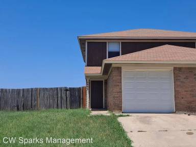 Main picture of 6864 S Creek Dr