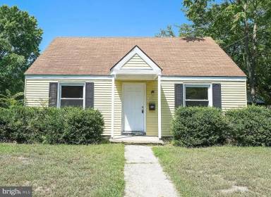 Main picture of 1014 Cecil St
