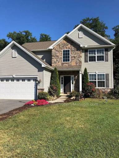 Main picture of 110 Fuller Way