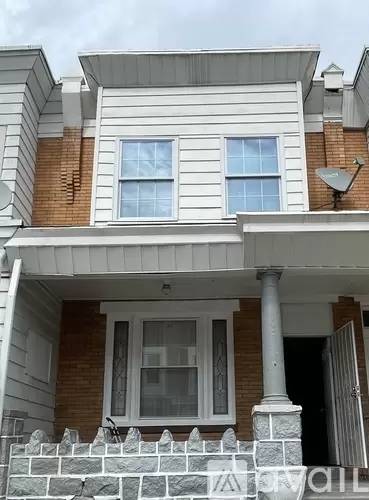 Main picture of 2079 Kingston St