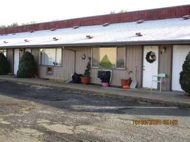 Main picture of 1609 N Albany St