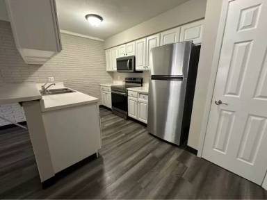 Main picture of 931 22nd Ave