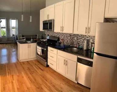 Main picture of 7115 3rd Ave