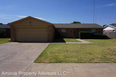 Main picture of 2411 95th St