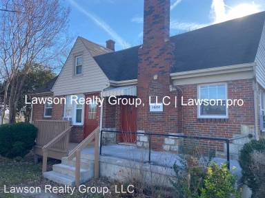 Main picture of 1604 Roanoke Blvd