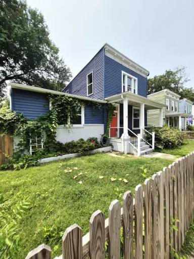 Main picture of 711 Arnold Ave