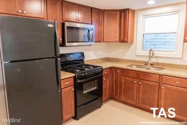 Main picture of 3900 N Bernard St