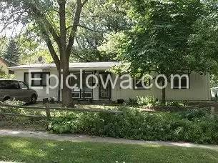 Main picture of 800 S 6th St