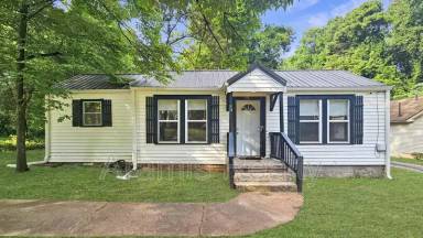 Main picture of 34 Baker Dr SW