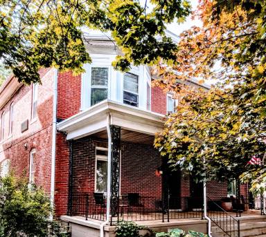 Main picture of 705 Oak Hill Ave