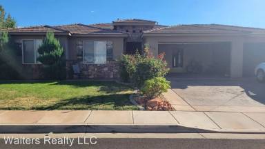 Main picture of 414 E Ruby Pl