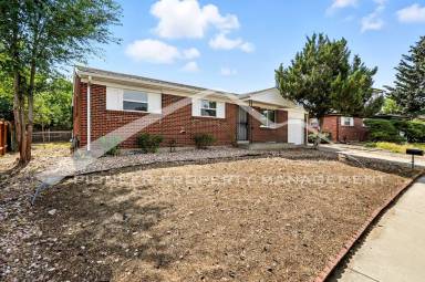 Main picture of 5508 Revere St