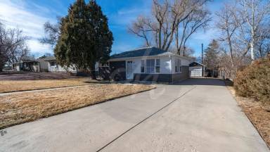 Main picture of 2330 Eagle View Dr