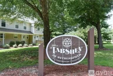 Main picture of 12 Tabshey Ct
