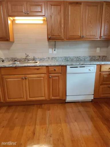 Main picture of 21 Chestnut St