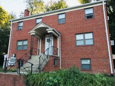 Main picture of 8809 Plymouth St