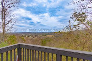 Main picture of 201 Creeks Bend Dr