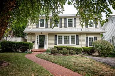 Main picture of 4905 Holly St