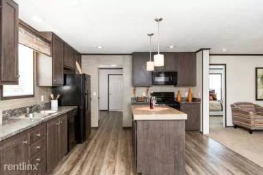 Main picture of 1010 Union Ct