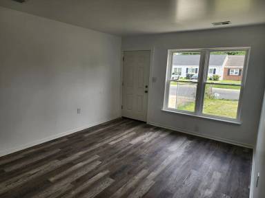 Main picture of 39 Simonds Dr