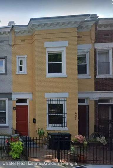 Main picture of 635 Orleans Pl NE