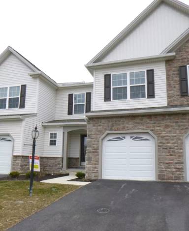 Main picture of 4613 Hamlin Ln
