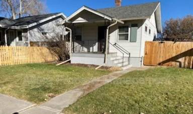 Main picture of 1824 S Franklin St