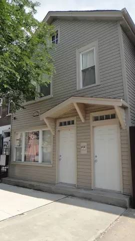 Main picture of 1705 W Cullerton St
