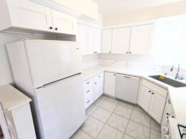 Main picture of 1743 N Edgemont St