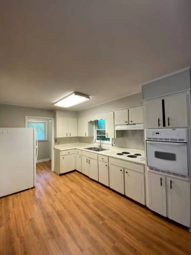 Main picture of 408 4th Ave NE