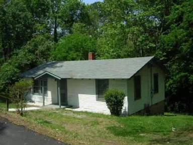 Main picture of 129 Kennedy Ave