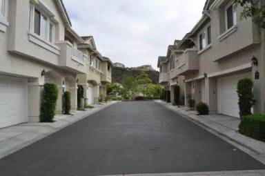 Main picture of 10398 Scripps Poway Pkwy