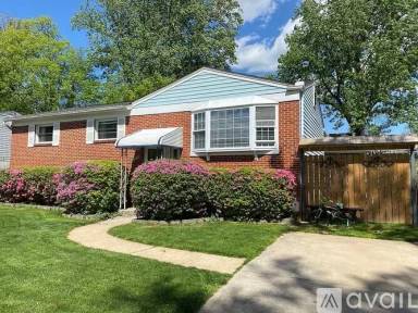 Main picture of 12107 Lauderdale Dr