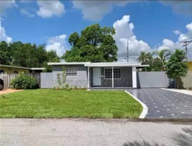 Main picture of 112 SW 67th Ave