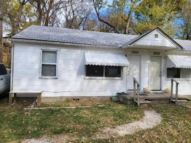 Main picture of 2922 NE Cates St