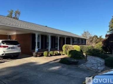 Main picture of 9 Ramblewood Ln