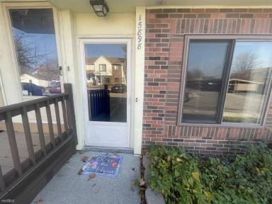 Main picture of 15884 Orchard Ln