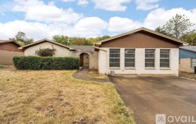 Main picture of 804 Kipling Dr