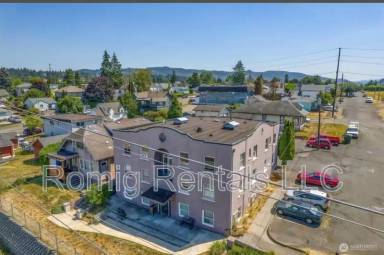 Main picture of 300 N 5th Ave