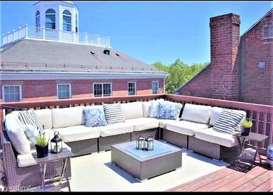 Main picture of 50 Harvard St
