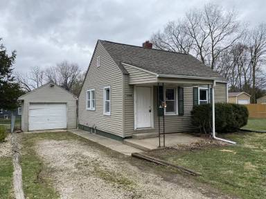 Main picture of 1424 E Hendryx Ln