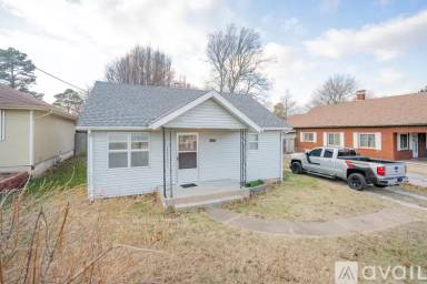 Main picture of 3143 N National Ave